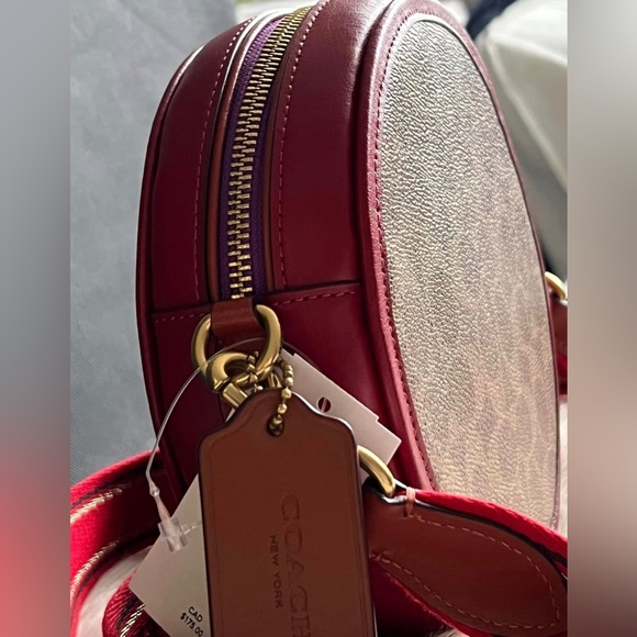 C6998 - Coach Kia Circle Bag in Signature Canvas - Picture 3 of 11